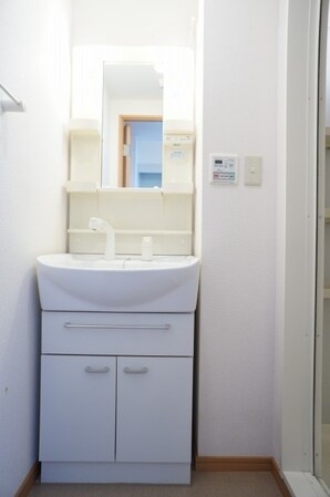 ラヴィアン オランジュの物件内観写真